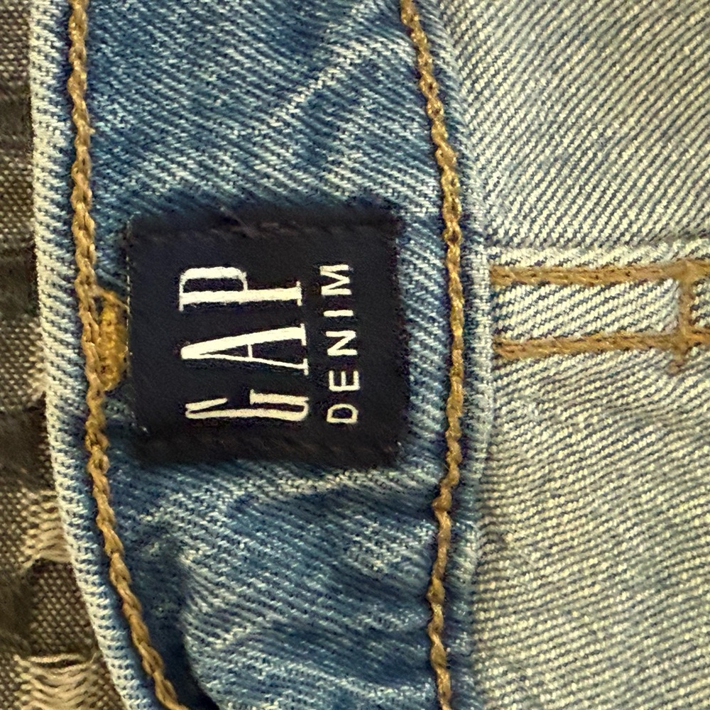 GAP Woman’s Light Blue Denim Jeans